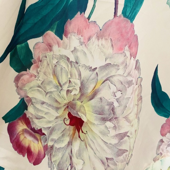 Lulu’s Floral Halter Dress - Picture 3 of 6